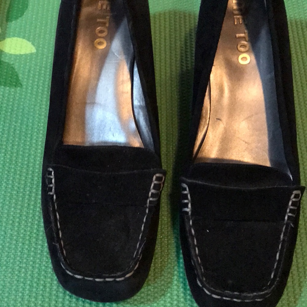 Black Me Too wedges